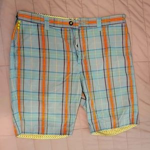 ROBERT GRAHAM burmuda shorts